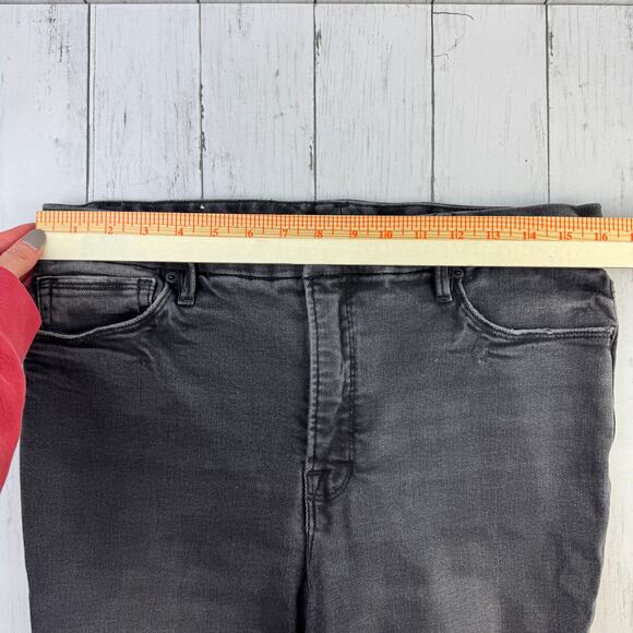 Good American Black271 Classic Slim-Straight Raw Step-Hem Jeans Plus Size 15 - Picture 11 of 14